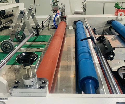 Intelligent Servo Hot Knife Powder Removal Laminating Machine